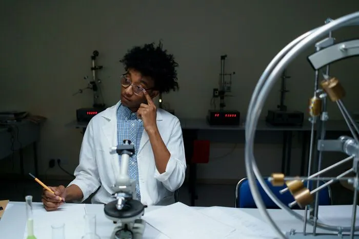 Folks Reveal 32 Of The Most Prestigious Jobs That Barely Pay People A Livable Wage