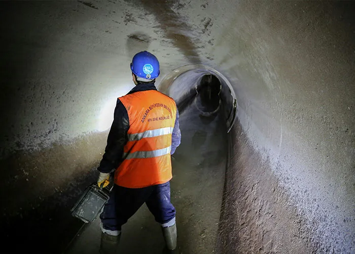 “They Woke Up Screaming For Six Months”: 50 Messed Up Jobs That Actually Exist