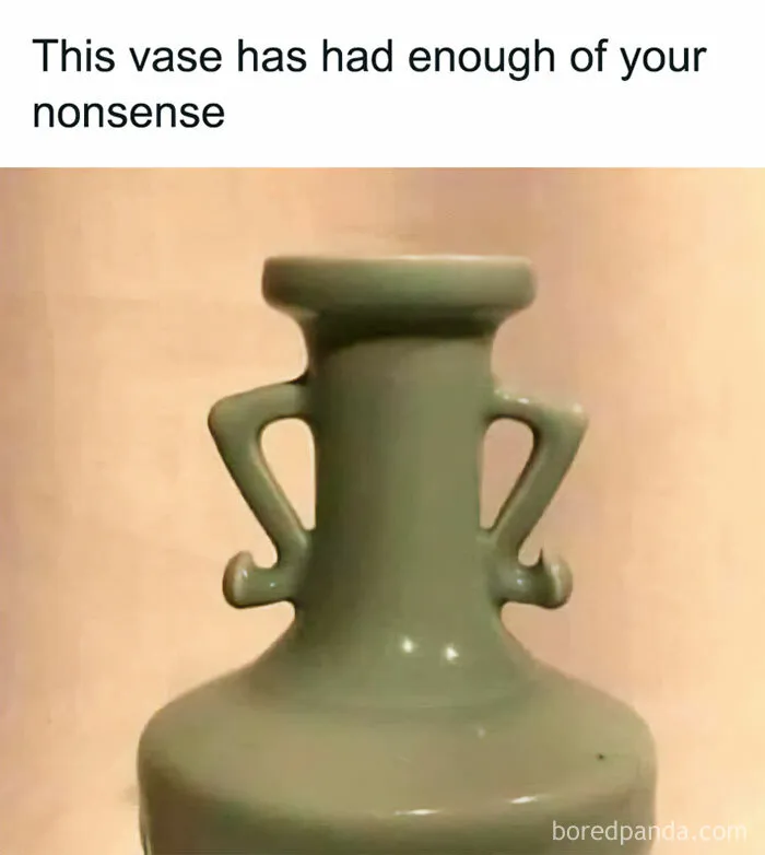 50 Times Thrift Shops Delivered Comedy Gold, As Shared By "Ridiculous Thrifter"