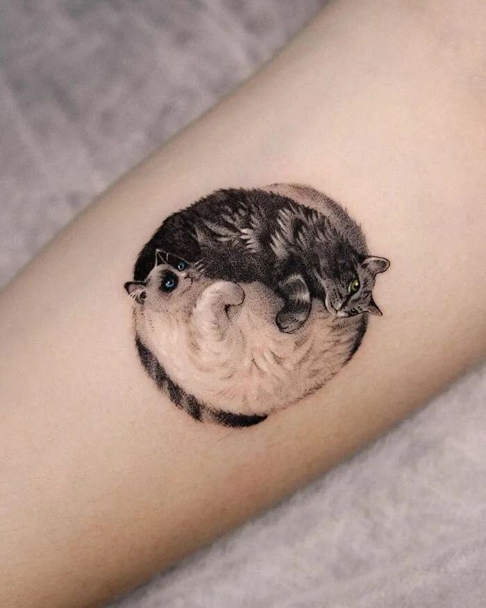 I Collected The Cutest Pet Portrait Tattoos From Different Artists (25 Pics)
