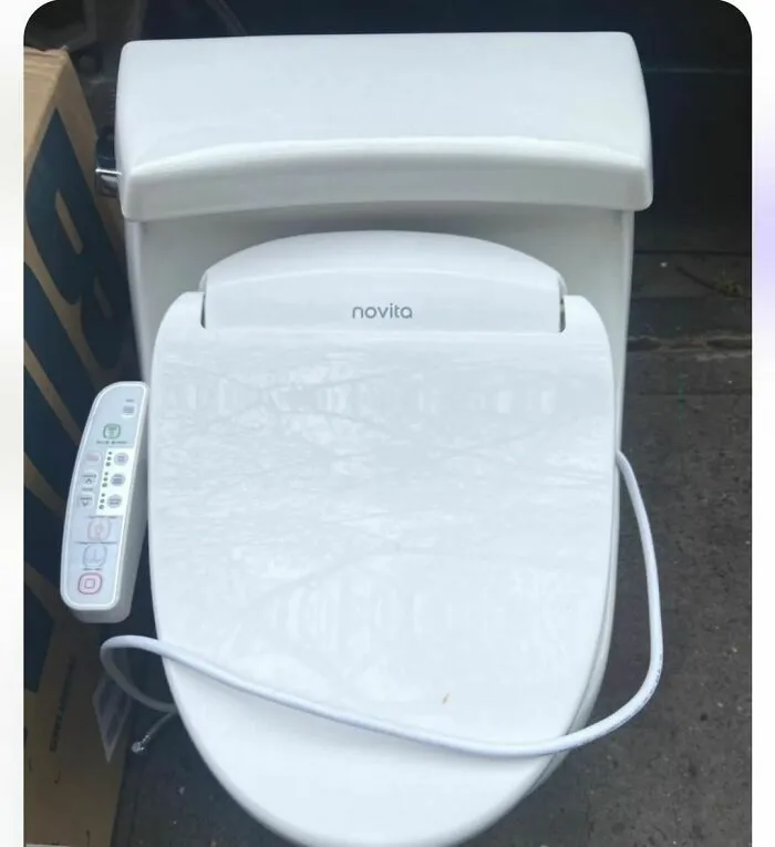 We Get Sent A Lot Of Toilets Guys. We Really Do. But This Is Our First Fancy Toilet! 183 Sterling Pl
