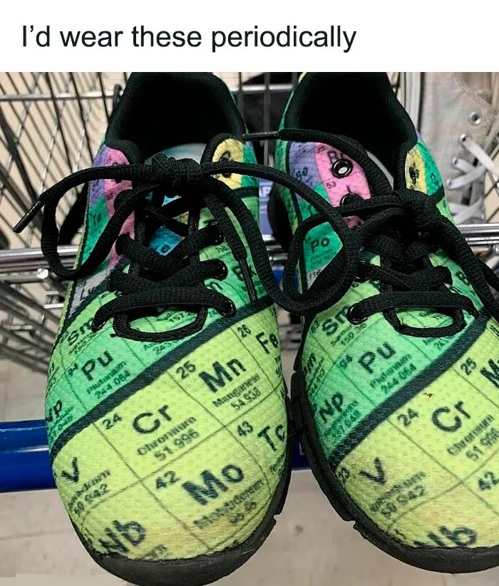50 Times Thrift Shops Delivered Comedy Gold, As Shared By "Ridiculous Thrifter"