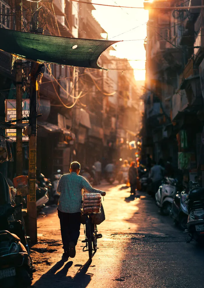 My 18 Captivating Pictures Of People In The Golden Hour