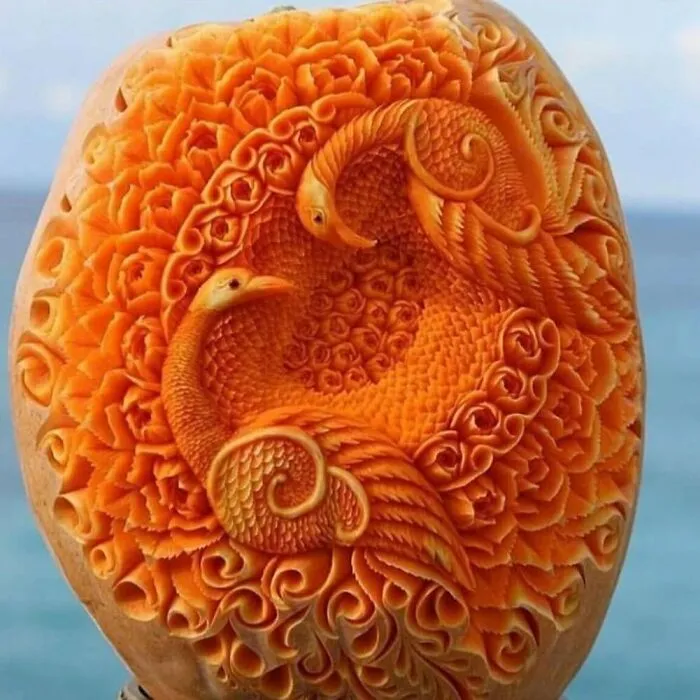 The Art Of Food Carving: 32 Mesmerizing Designs By World Champion Daniele Barresi (New Pics)