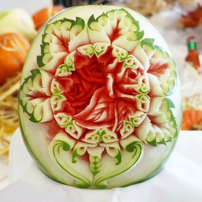 The Art Of Food Carving: 32 Mesmerizing Designs By World Champion Daniele Barresi (New Pics)