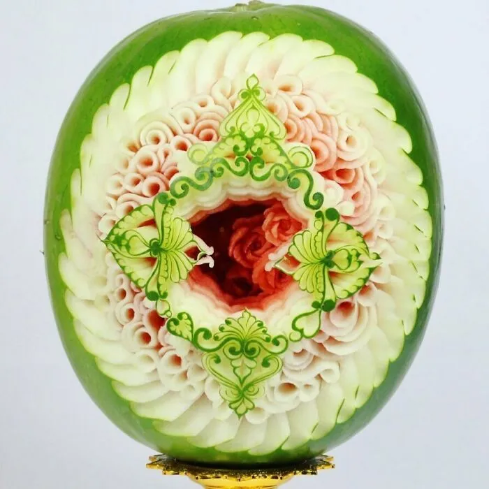 The Art Of Food Carving: 32 Mesmerizing Designs By World Champion Daniele Barresi (New Pics)