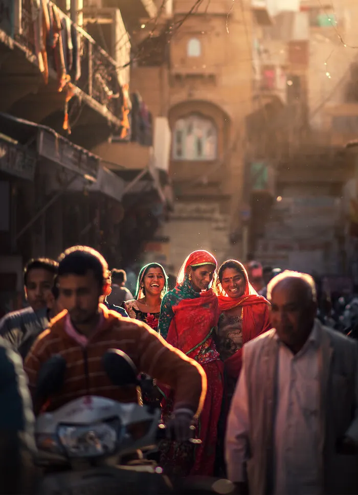 My 18 Captivating Pictures Of People In The Golden Hour