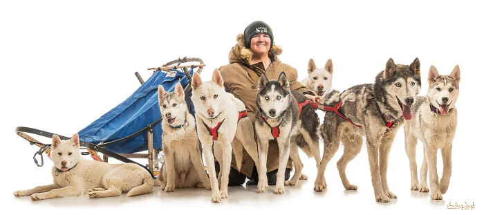 I'm Making A Coffee-Table Book To Support Veterans With PTSD-Trained Service Dogs (27 Pics)