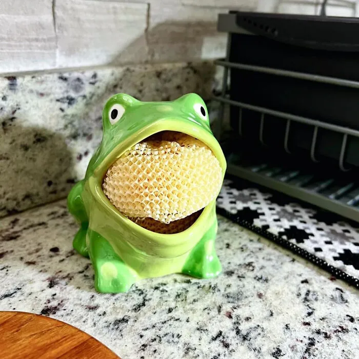 <a Style="Display:inline;" Href="Https://Www.amazon.com/Ceramic-Kitchen-Scrubby-Collection-Adorable/Dp/B0828ql835?crid=2naiii4gd4tgv&dib=eyj2ijoimsj9.sbfthdj-Yafxoe35gpae6xopmgkvbwhbdvn5eiiwft2oyifwkzi-Ksh-Q0asvzhwnkbaqb-Hv41cejsh-F4urszdtk6k3cenl6ddddxytjisikc6sj8y5ycsve9guapapigpksrrfgr4v6ujfsfz4qanzsck3if6_hf0irkl6grybrbnjd7mwyxs0ih0i2btrtsf5zaxvhlofb068wv-_xfqucrvx40ewgkyvezaobh5jkg1gmtncv361n5e3hehlfhrm4na_rflzex6pwlrdjvl1pes3m6z5g-Ok6xomfu.7fwyjwlprlpylruznrbtkzg-Envn-Mhcgfostltwysu&dib_tag=se&keywords=funny+kitchen&qid=1716969142&sprefix=funny+kitchen+%2caps%2c289&sr=8-20-Spons&sp_csd=d2lkz2v0tmftzt1zcf9tdgy&psc=1&linkcode=ll1&tag=bppanda-20&linkid=7648485658d963522ec978f038f2f093&language=en_us&ref_=as_li_ss_tl" Target="_blank"><span Style="Font:inherit;color:#d74b1f;"> Ceramic Frog Sponge Holder</Span>: Transform Your Sink Into A Pond Of Cleanliness With This Adorable Amphibian Organizer