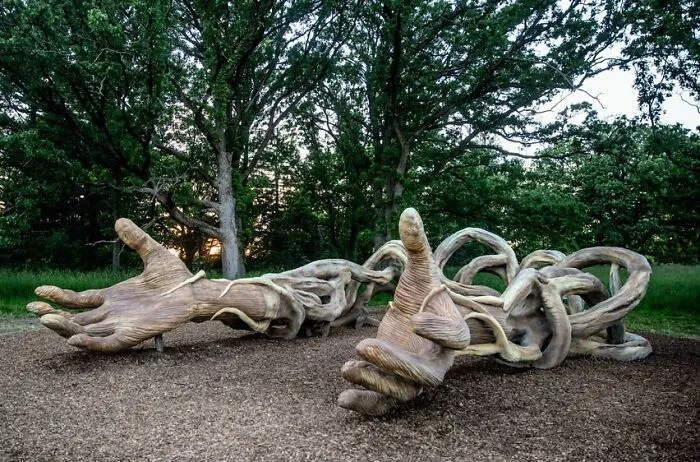 Artist Creates Dream-Like Giant Sculptures (18 Pics)