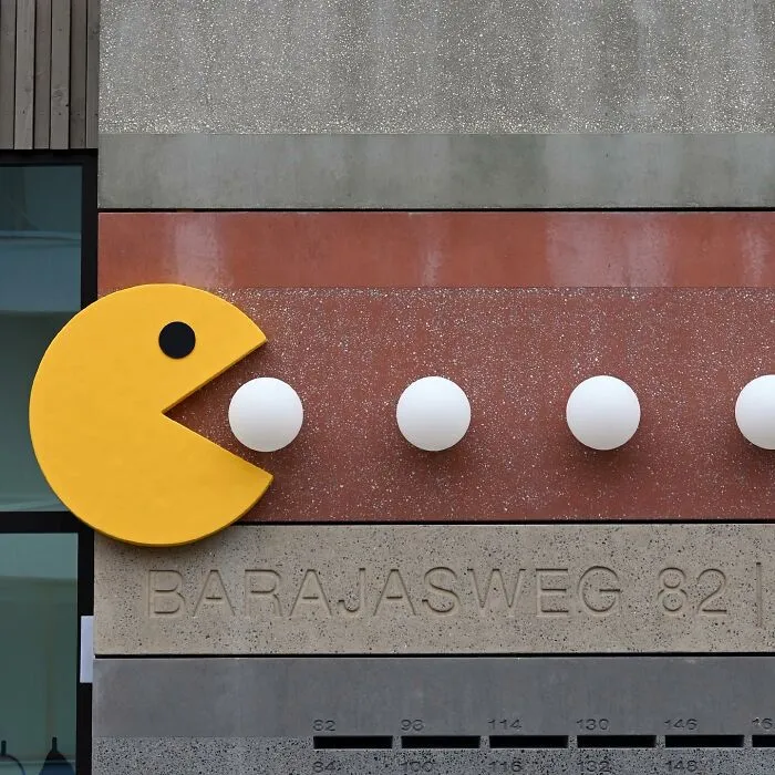 50 New And Clever Interpretations Of Public Spaces Through Street Art By Frankey