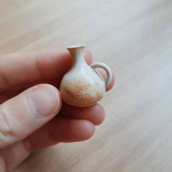 Artist Creates Miniature Pottery That Is Adored By Ceramic Fans And Dollhouse Enthusiasts (25 Pics) 