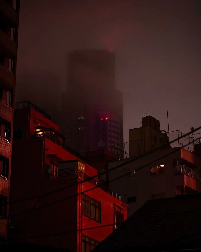 Tokyo After Dark: 43 Mesmerizing Urban Scenes Captured By Takaaki Ito