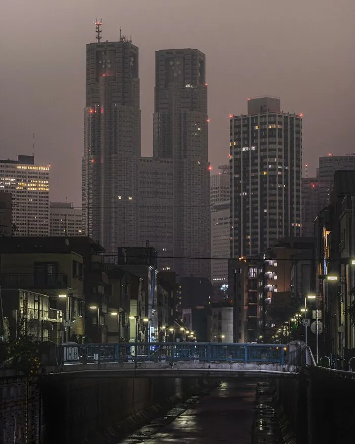 Tokyo After Dark: 43 Mesmerizing Urban Scenes Captured By Takaaki Ito