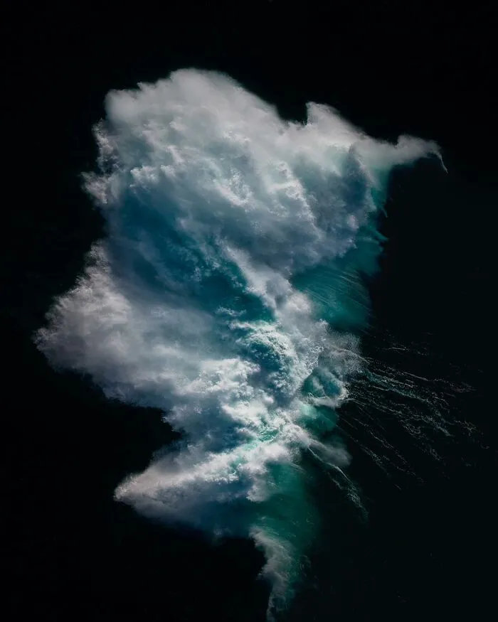 40 Breathtaking Wave Photos By Ray Collins