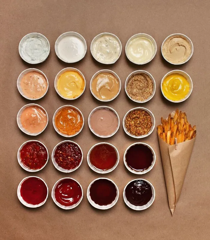 70 Captivating Gradient Photos Of Ordinary Items By Brittany Wright