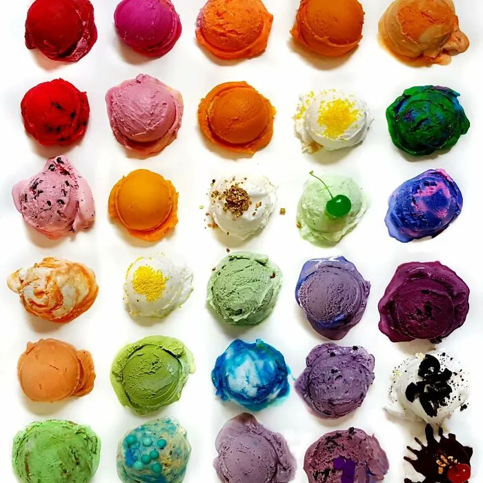 70 Captivating Gradient Photos Of Ordinary Items By Brittany Wright