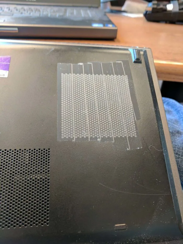 El ventilador hacía mucho ruido