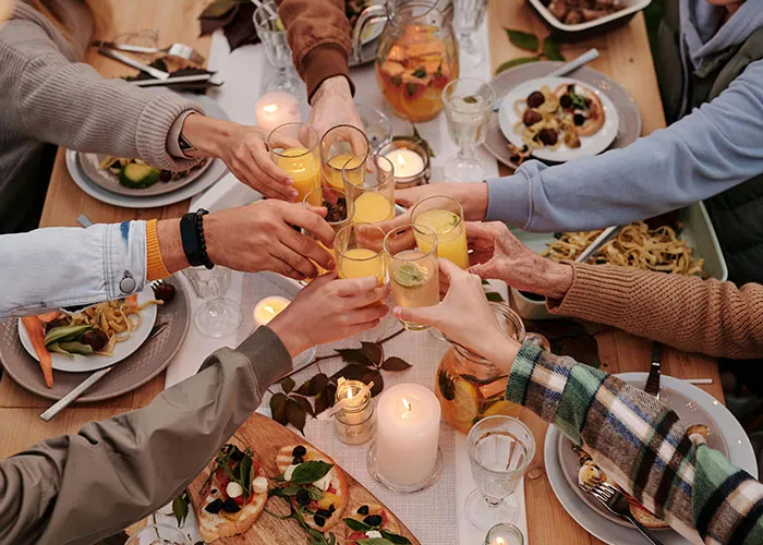 30 People Who Refuse To Forgive Their Ex-Friends Share What They Did To Betray Them