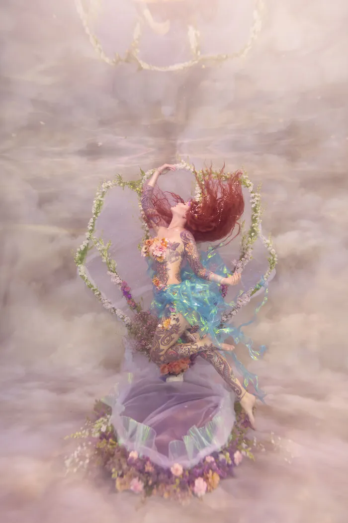 We Recreated Botticelli's "Birth Of Venus" Underwater (13 Pics)