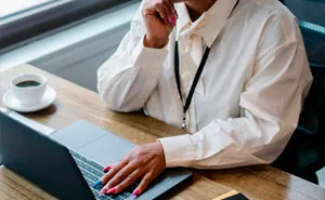 The Entitlement Is Unreal: Woman Steals From Colleagues, Believes She’s Doing Nothing Wrong