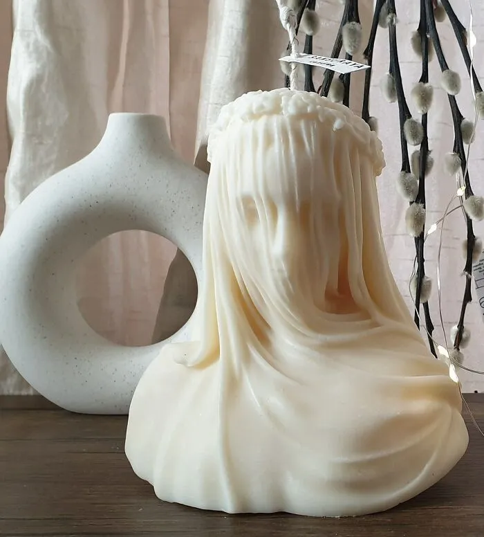 Artists Making These Stunning <span Style="Font:inherit;color:#d74b1f;"> Veiled Lady Candles </Span> Are Making It Awfully Hard To Put Them To Their Intended Use