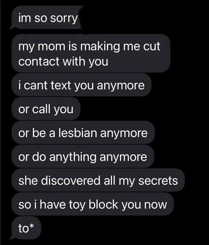 Appalling Texts Sent By Helicopter Parents Who Tried Controlling Adult Kids' Life (30 Examples)