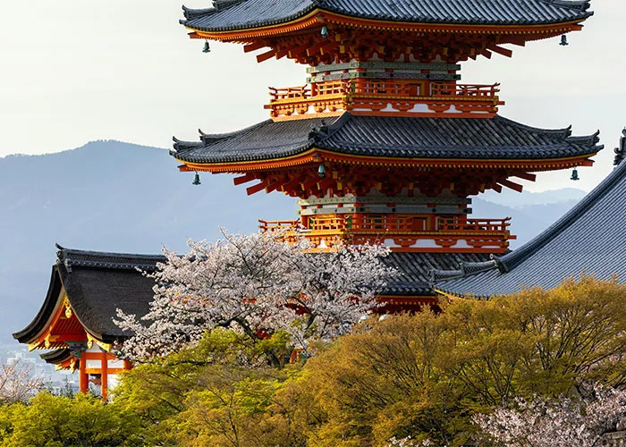 “What Tourist Attractions Are Not Overrated?”: 35 Places That Are Worth The Hype