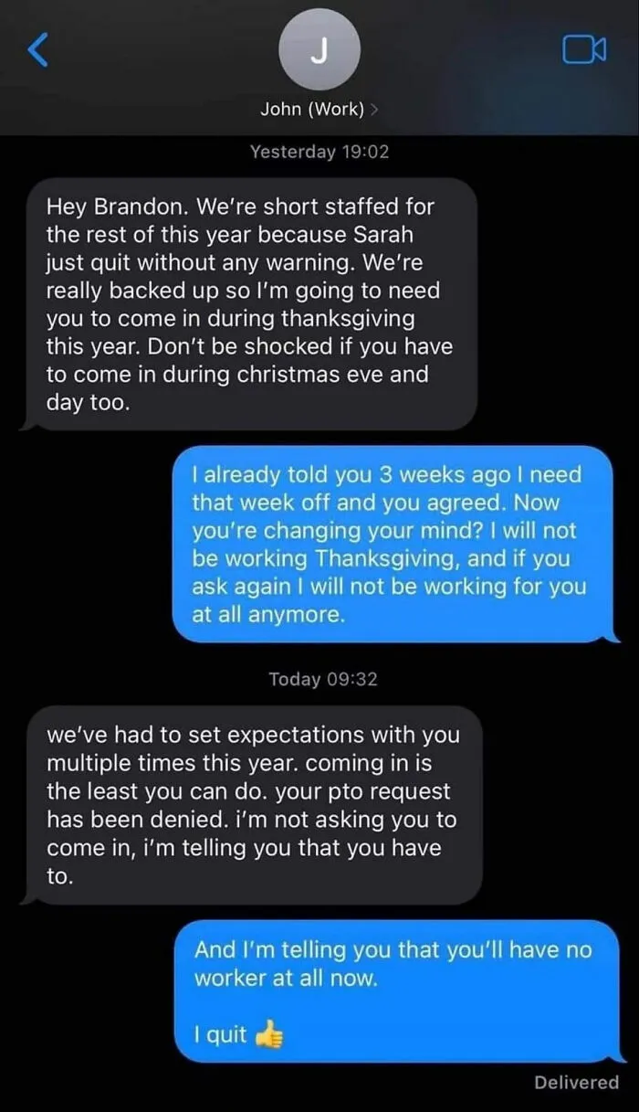 30 Screenshots Of Text Exchanges Featuring Job Resignations, As Shared On This Page