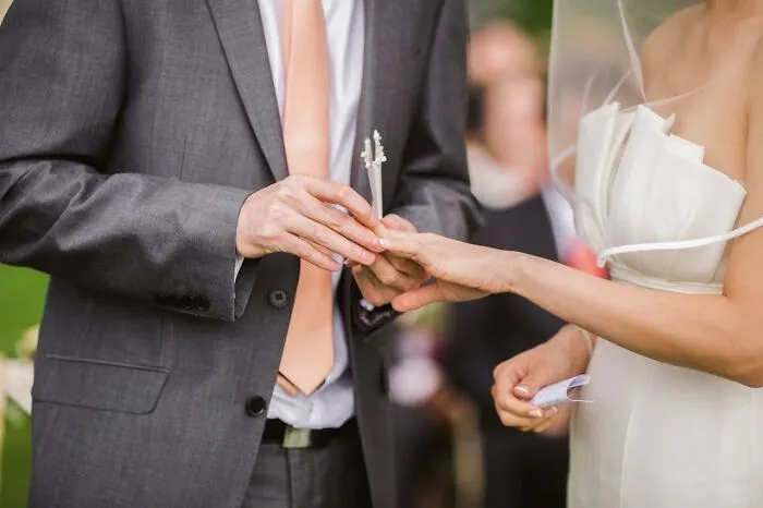 "What Was Your Simple Common Mistake That Entirely Ruined Your Relationship?" (30 Answers)