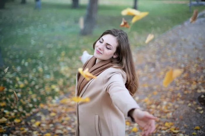 30 People Who Dated Rich Share The Most Surprising Things They Experienced