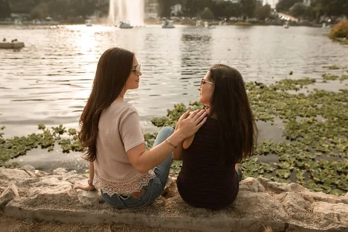 30 People Who Dated Rich Share The Most Surprising Things They Experienced
