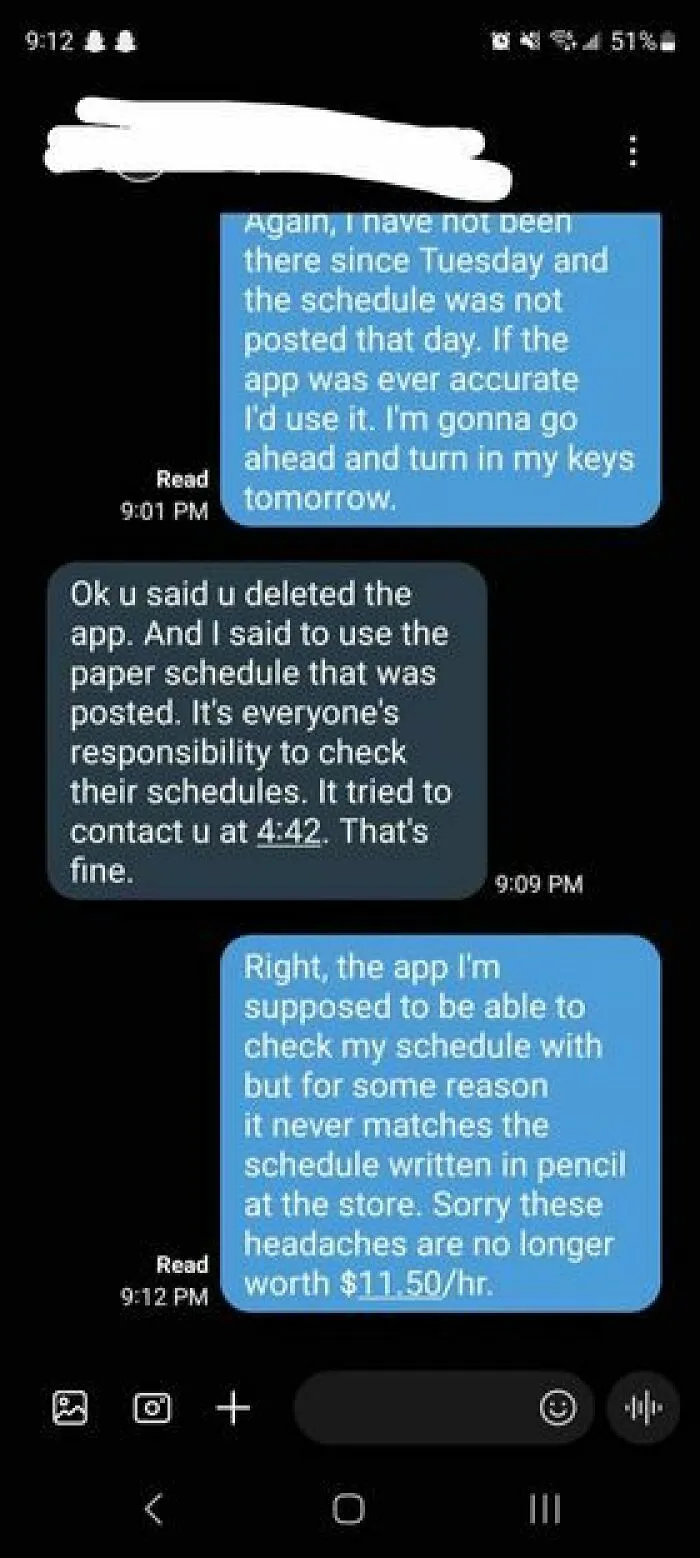 30 Screenshots Of Text Exchanges Featuring Job Resignations, As Shared On This Page