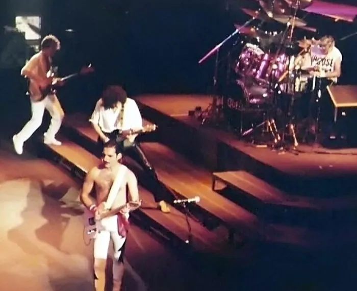 “All These Decades I Didn’t Realize”: 30 People Reveal The Sad Stories Behind Popular Songs