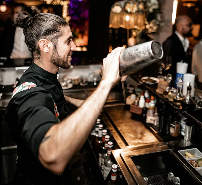 40 Red Flags Indicating You Should Immediately Leave The Restaurant You’re At
