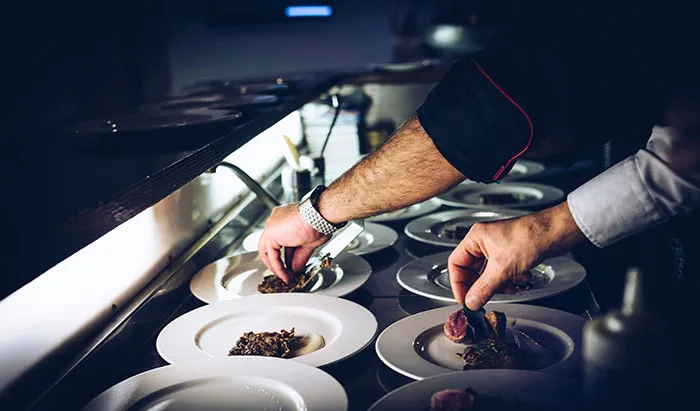 40 Red Flags Indicating You Should Immediately Leave The Restaurant You’re At