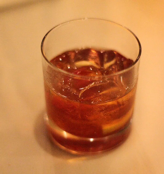 40 Red Flags Indicating You Should Immediately Leave The Restaurant You’re At