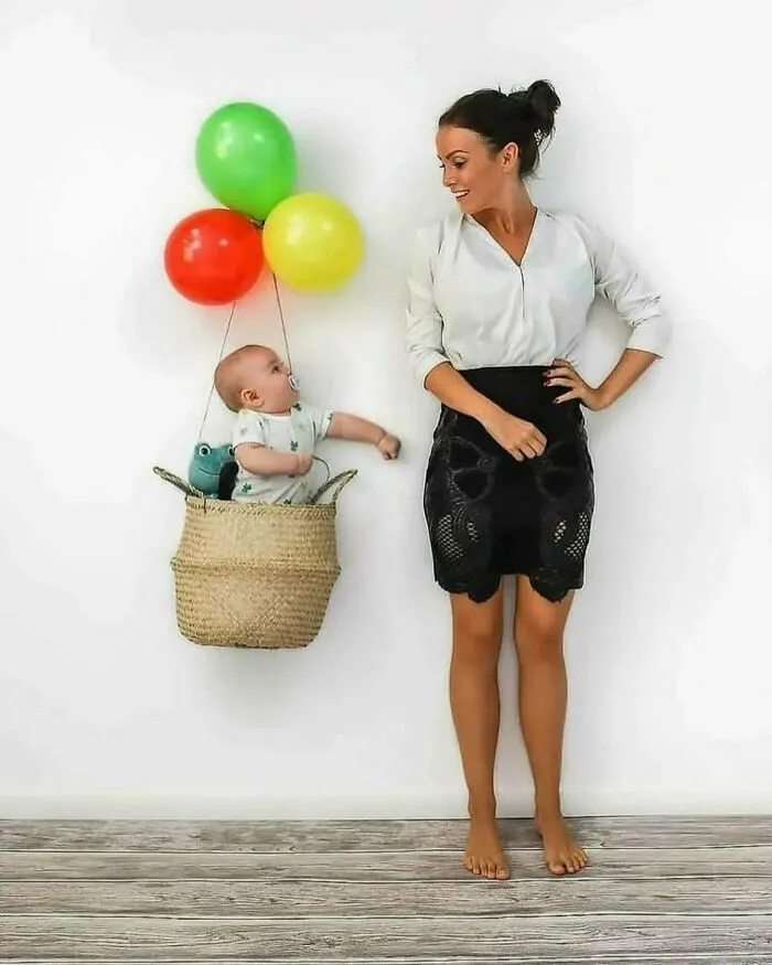 11 Creative And Straight-Up Adorable Pictures This Swedish Mom Took With Her Baby