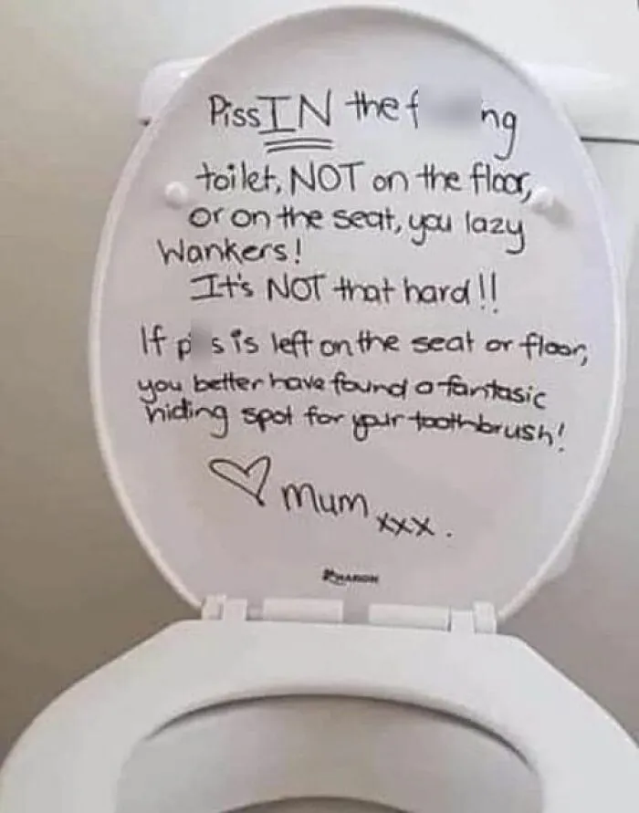 “Signs That Make You Just A Little Unsettled”: 50 Times People Felt Threatened By A Weird Sign