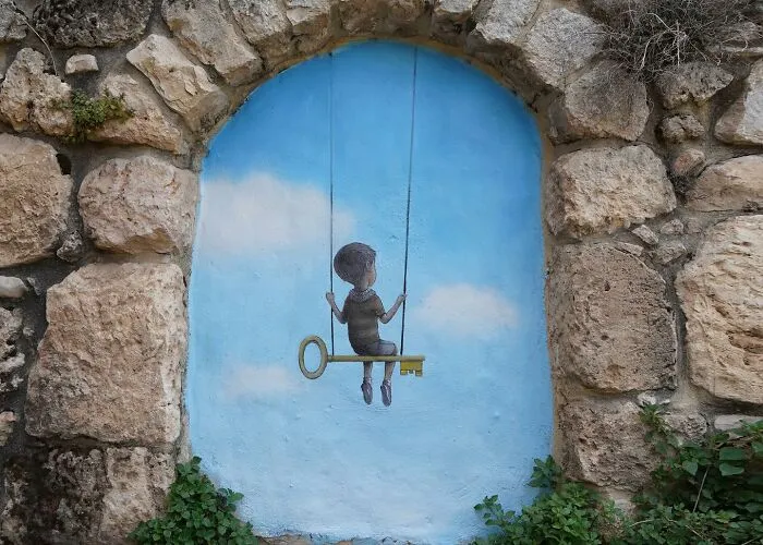Artist Transforms Boring Buildings And Walls By Creating Spectacular Murals (17 New Pics)