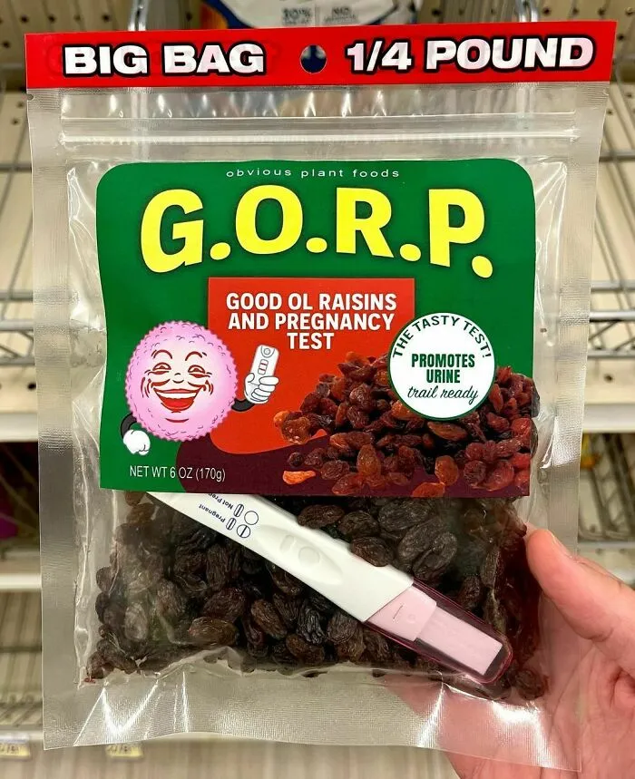 30 Times ‘Obvious Plant’ Left Fake Items In Stores And Created Hilarious Chaos (New Pics)