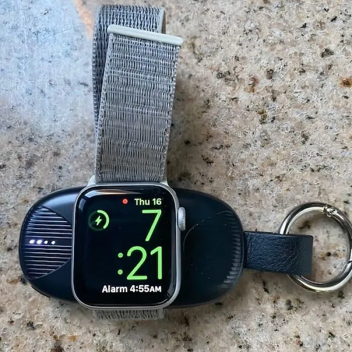 This <a Style="Display:inline;" Href="Https://Www.amazon.com/Dp/B09wmvhyym?asc_item-ID=amzn1.ideas.1jpssef6y6laf&th=1&linkcode=ll1&tag=bparmadillo-20&linkid=178c25b30ae619059590e3f6cbcc2ed6&language=en_us&ref_=as_li_ss_tl" Target="_blank"><span Style="Font: Inherit; Color: #d74b1f;"> Portable Keychain Apple Watch Charger</Span> Is The Ultimate Apple Accessory For The On-The-Go Lifestyle