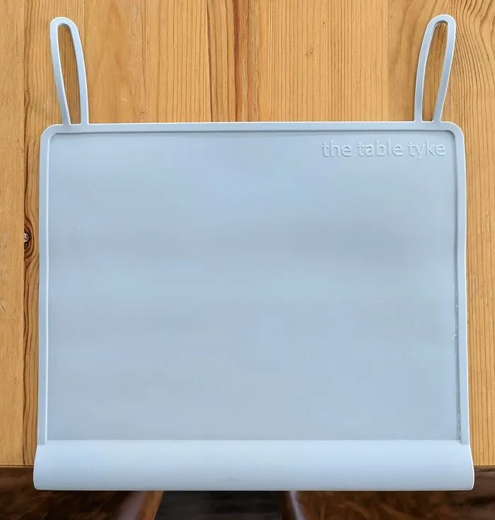 <a style="display:inline;" href="https://www.amazon.com/dp/B0CMG3372F?ascsubtag=7666275%2C28%2C32%2Cd%2C0%2C0%2Cbf-web-hf%2C900%3A2%3B974%3A3%3B1125%3A1%3B1242%3A1%2C45904021%2C0%2C0%2C0&btn_ref=srctok-f9136f0751ece137&th=1&linkCode=ll1&tag=bpbird-20&linkId=d5a9f85c7d93d850e61f22e12558a807&language=en_US&ref_=as_li_ss_tl " target="_blank"> Messy Eater? No Problem! This <span Style="Font: Inherit; Color: #d74b1f;"> Silicone Placemat</Span> Is A Mealtime Multitasker