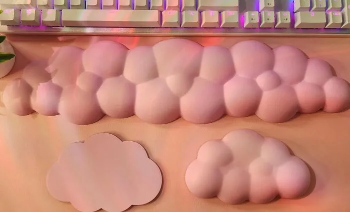 Your Hands Will Be On Cloud9 With This Ergonomic<span Style="Font:inherit;color:#d74b1f;"> Wrist Rest Set </Span>