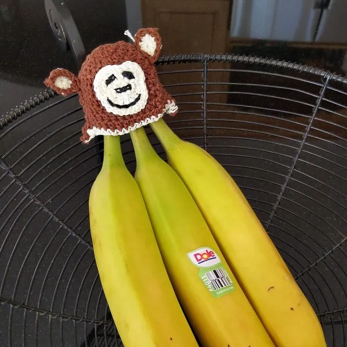 The <span Style="Font:inherit;color:#d74b1f;"> Monkey Nana Hat </Span> Is A Life Hack You Never Knew You Needed