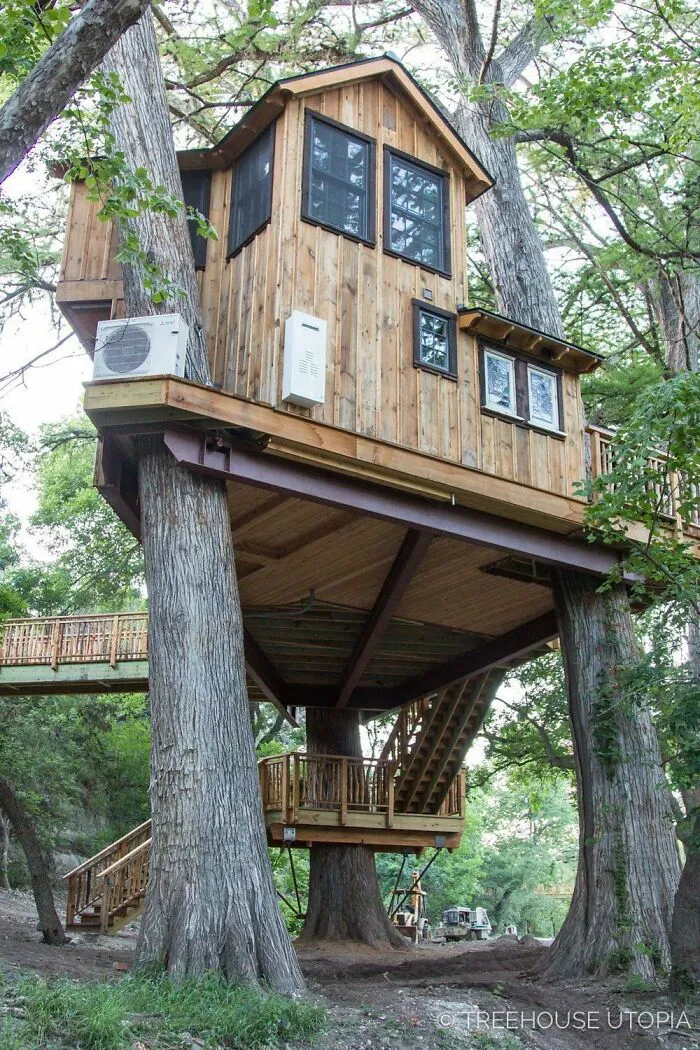 Chateau At Treehouse Utopia