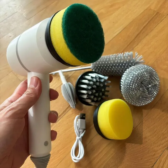 This <span Style="Font: Inherit; Color: #d74b1f;"> Electric Cleaning Brush Gun Set</Span> Hits A Cleaning Bullseye Every Time 