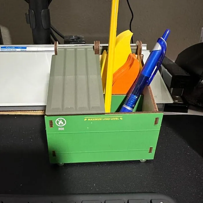  This <a Style="Display:inline;" Href="Https://Www.amazon.com/Genuine-Fred-Dumpster-Assorted-5280917/Dp/B08vn8vtqq?ie=utf8&linkcode=ll1&tag=bpfox-20&linkid=7ab62320b8ab7234ed7fa9fbb4757a3d&language=en_us&ref_=as_li_ss_tl" Target="_blank"><span Style="Font: Inherit; Color: #d74b1f;"> Pencil Holder With Flame Note Cards</Span> Is The Desk Accessory That's Always Lit 