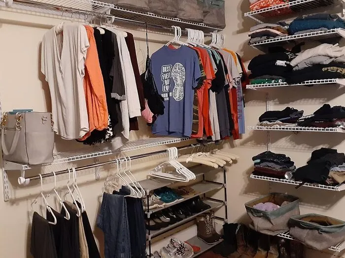 Tired Of Your Cramped Closet? Expand Your Options With The <span Style="Font: Inherit; Color: #d74b1f;"> Rubbermaid Configurations Kit</Span>!