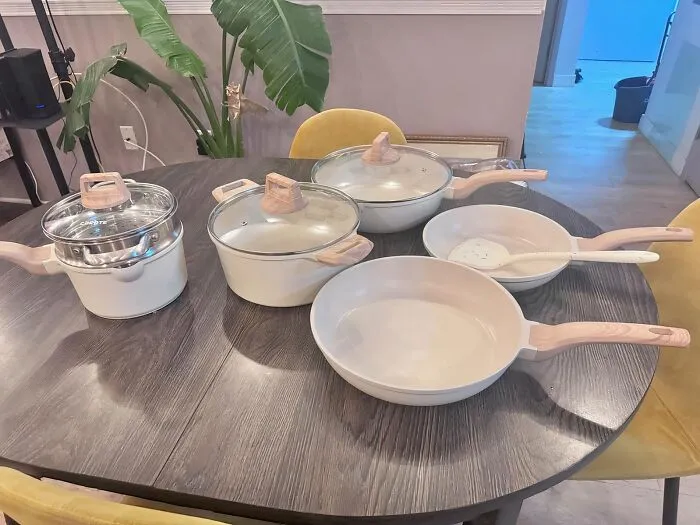 Tired Of Scrubbing Burnt-On Food?  Upgrade Your Kitchen With A <span Style="Font: Inherit; Color: #d74b1f;"> Nonstick Pots And Pans Set</Span> And Say Goodbye To Stuck-On Messes